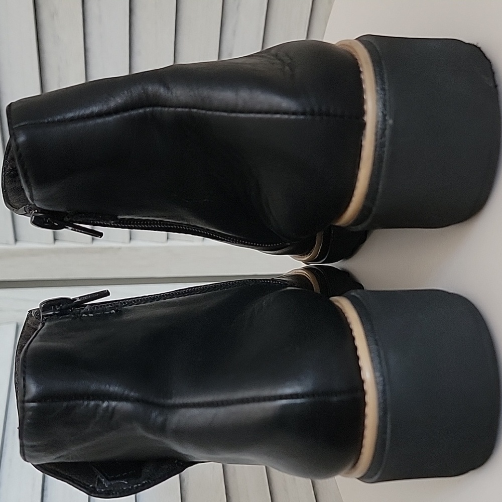 Clarks Womens Ultimate Comfort Collection Black Ankle Booties W/ Wedge Sole 10M - Picture 5 of 14